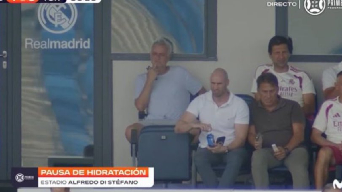 Mourinho, en el Di Stéfano viendo al Castilla