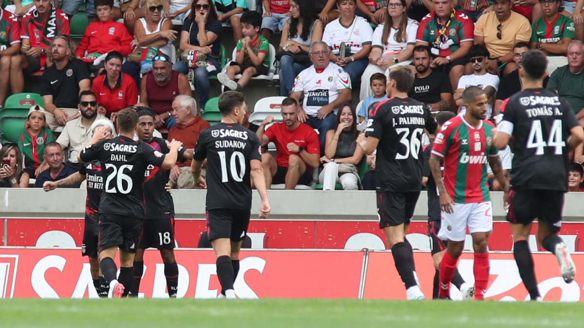 El argentino Prestianni lleva al Benfica a una nueva victoria