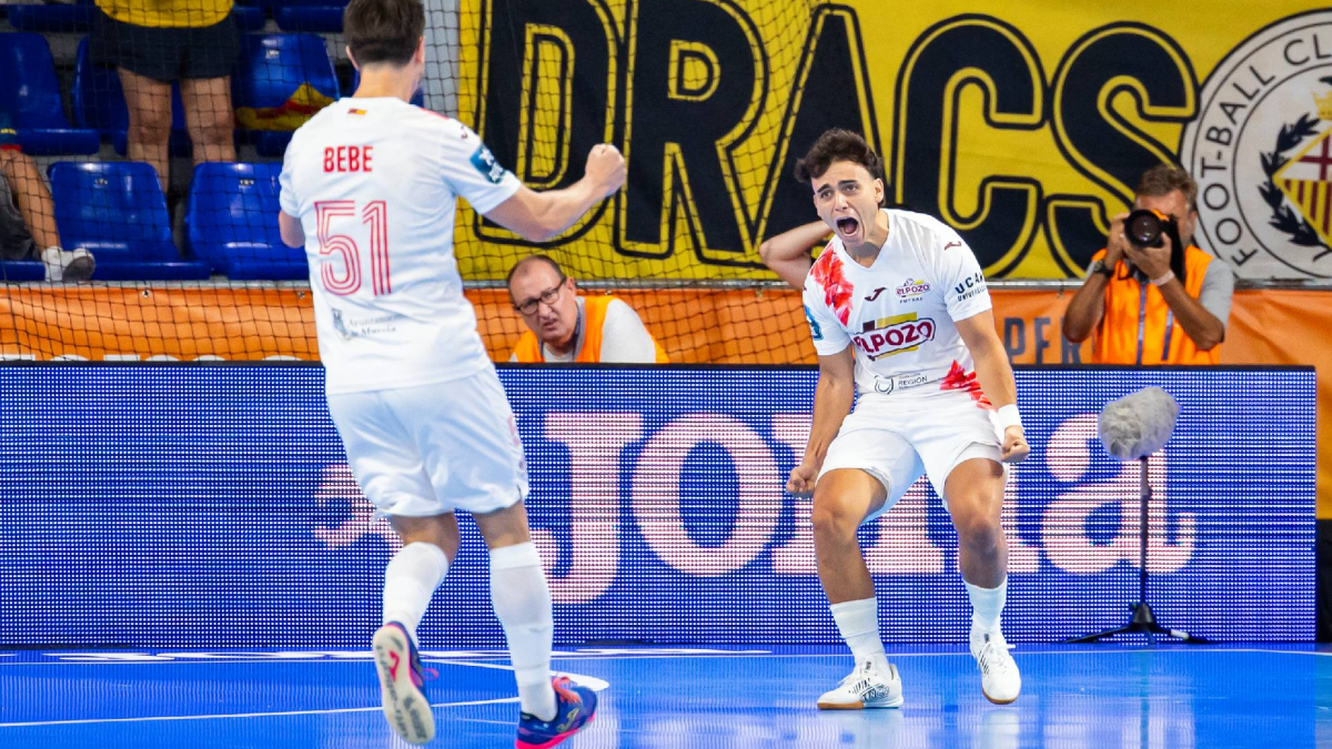 ElPozo Murcia conquista su séptima Supercopa tras asaltar el Palau Blaugrana