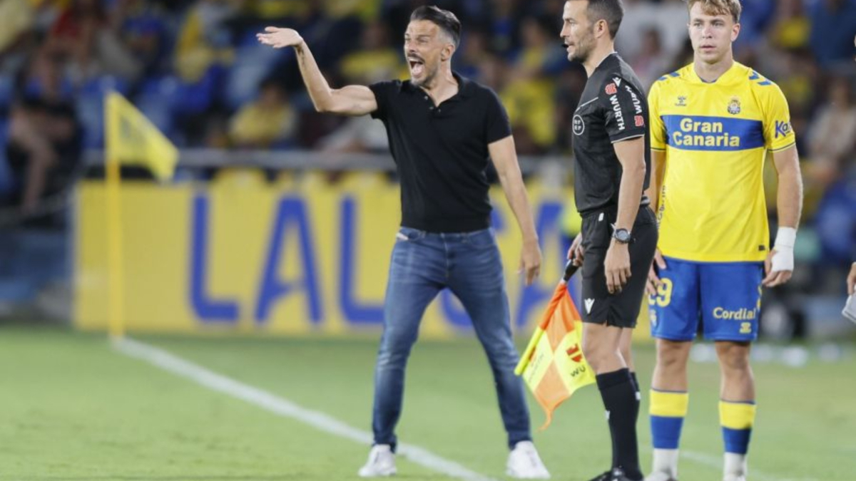 Las Palmas juega contra el reloj de las ausencias