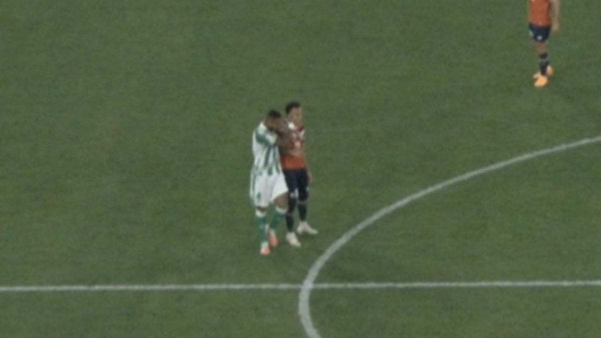 Así fue la roja directa de Ethan Mbappé: expulsado por agredir a Natan