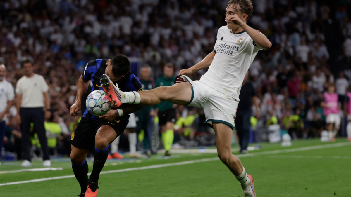 Huijsen: "El año pasado fue difícil, ahora me siento más en casa"