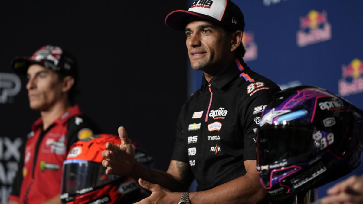 Jorge Martín in pista a Misano, con la sua Aprilia, durante il Gran Premio di San Marino