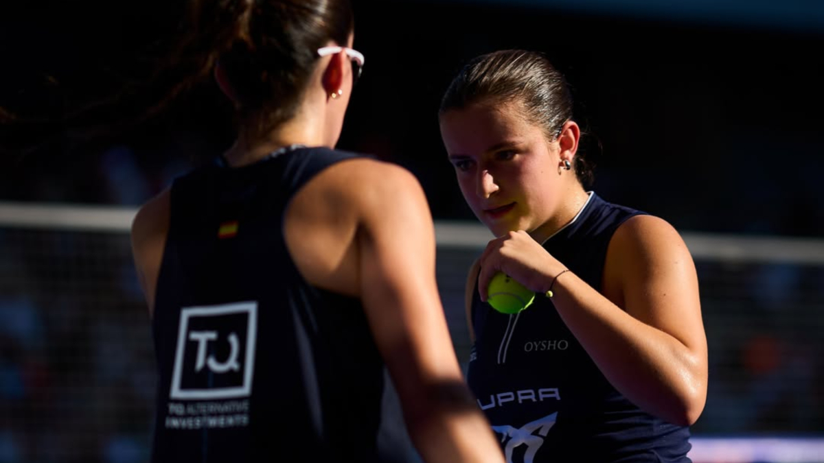 Claudia Fernández e Martina Calvo giocano contro la numero uno al Major di Parigi, si qualificano per la finale
