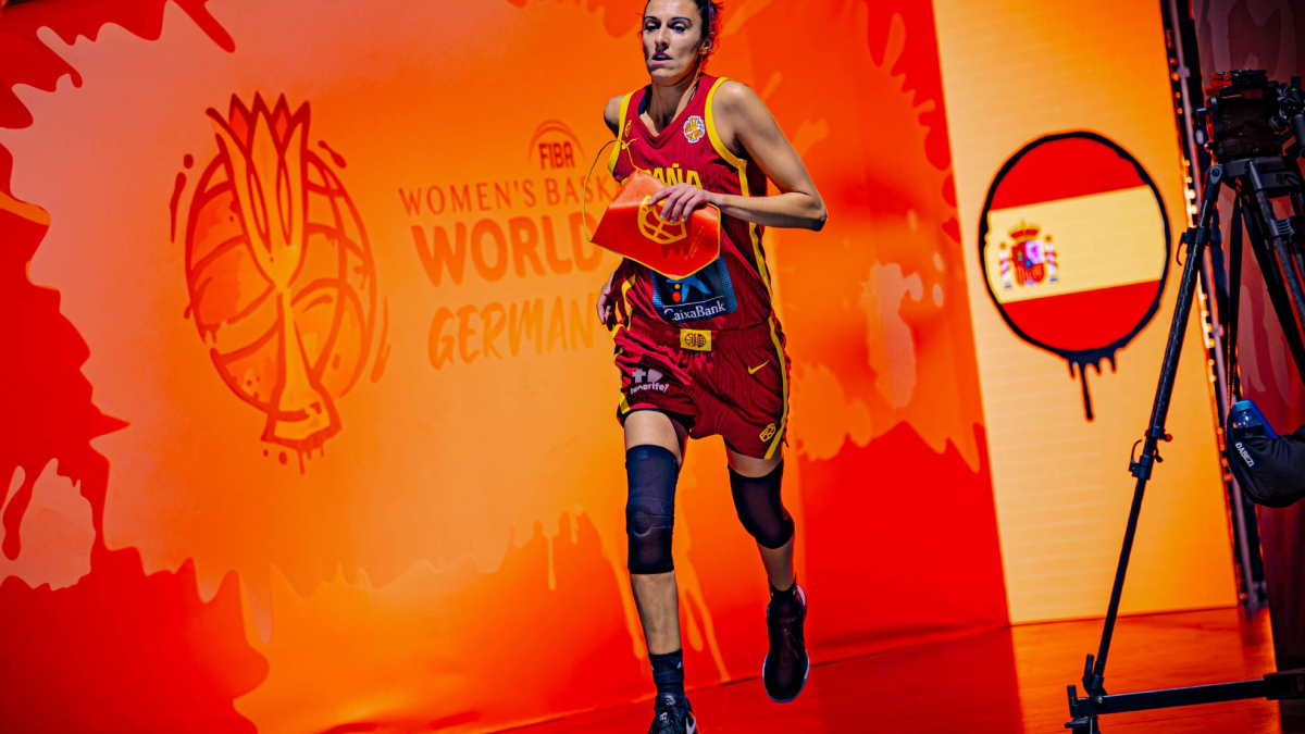 Alba Torrens agranda su leyenda con su cuarta medalla mundialista