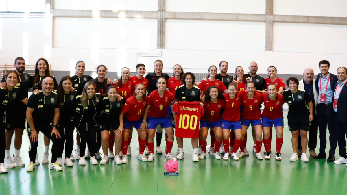 Clàudia Pons convoca a 14 jugadoras para preparar la 'Main Round' de Lasko