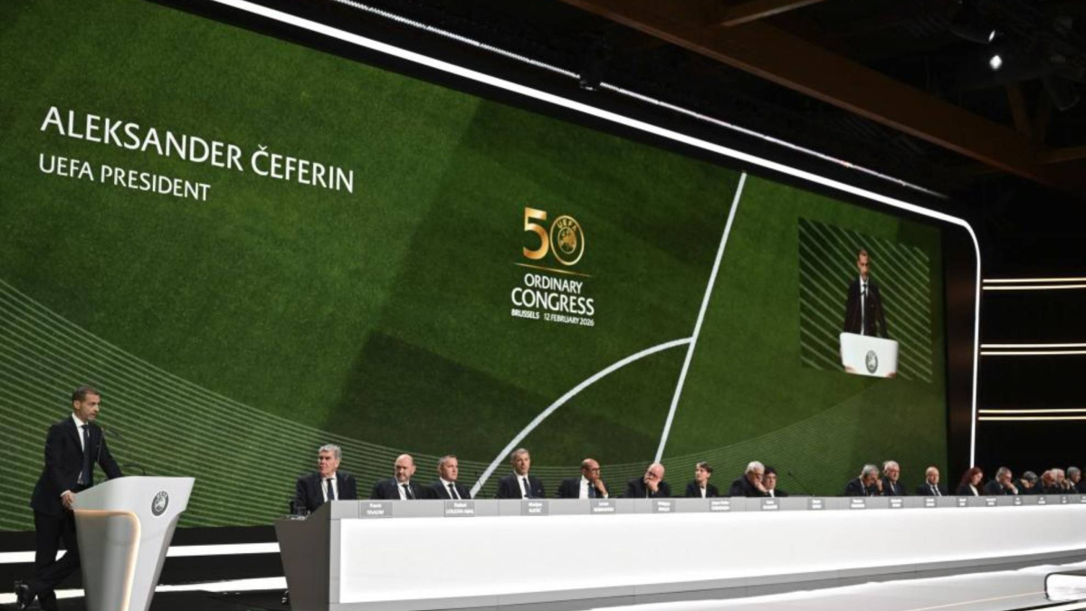 La UEFA da el paso al modelo Champions en selecciones