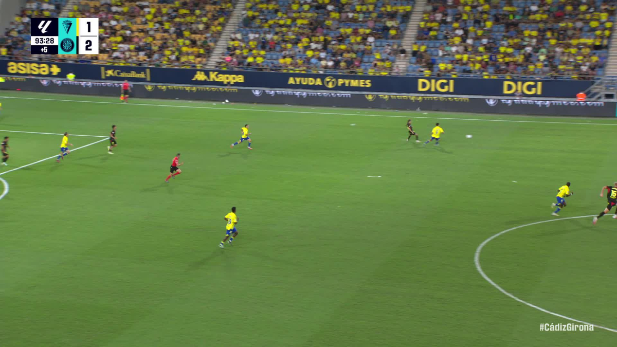 El Girona profundiza la crisis de un Cádiz que sigue sin ganar
