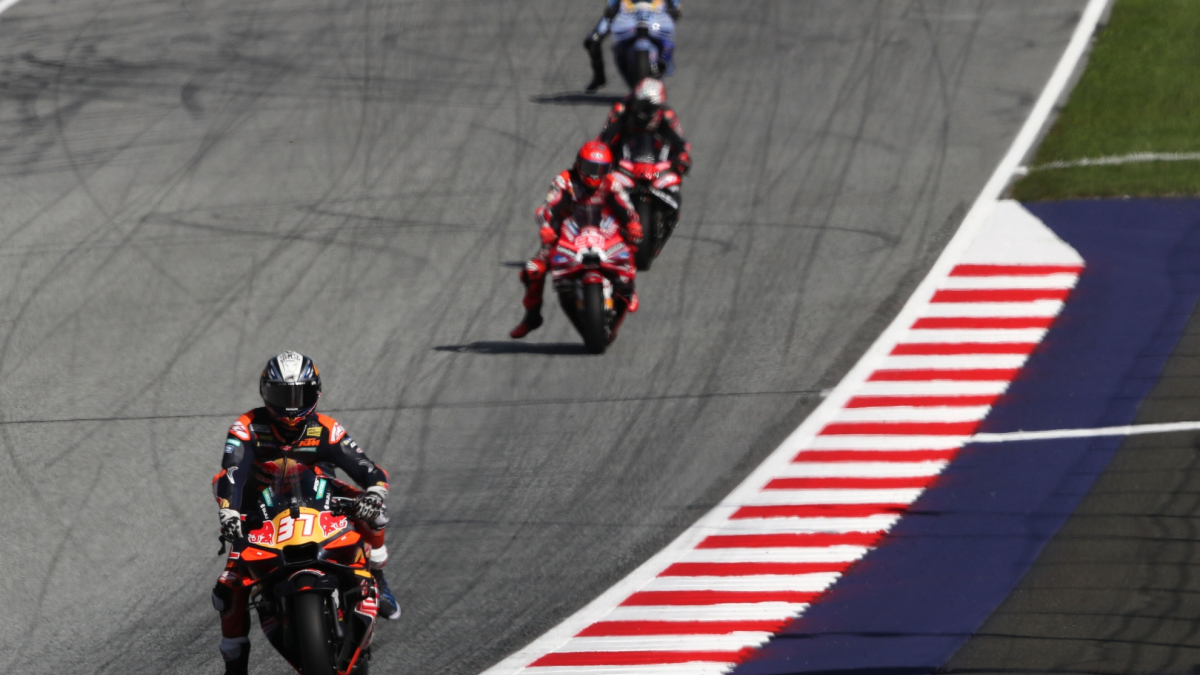 Acosta: «Llevo muchas decepciones en MotoGP, ésta es sólo una más»