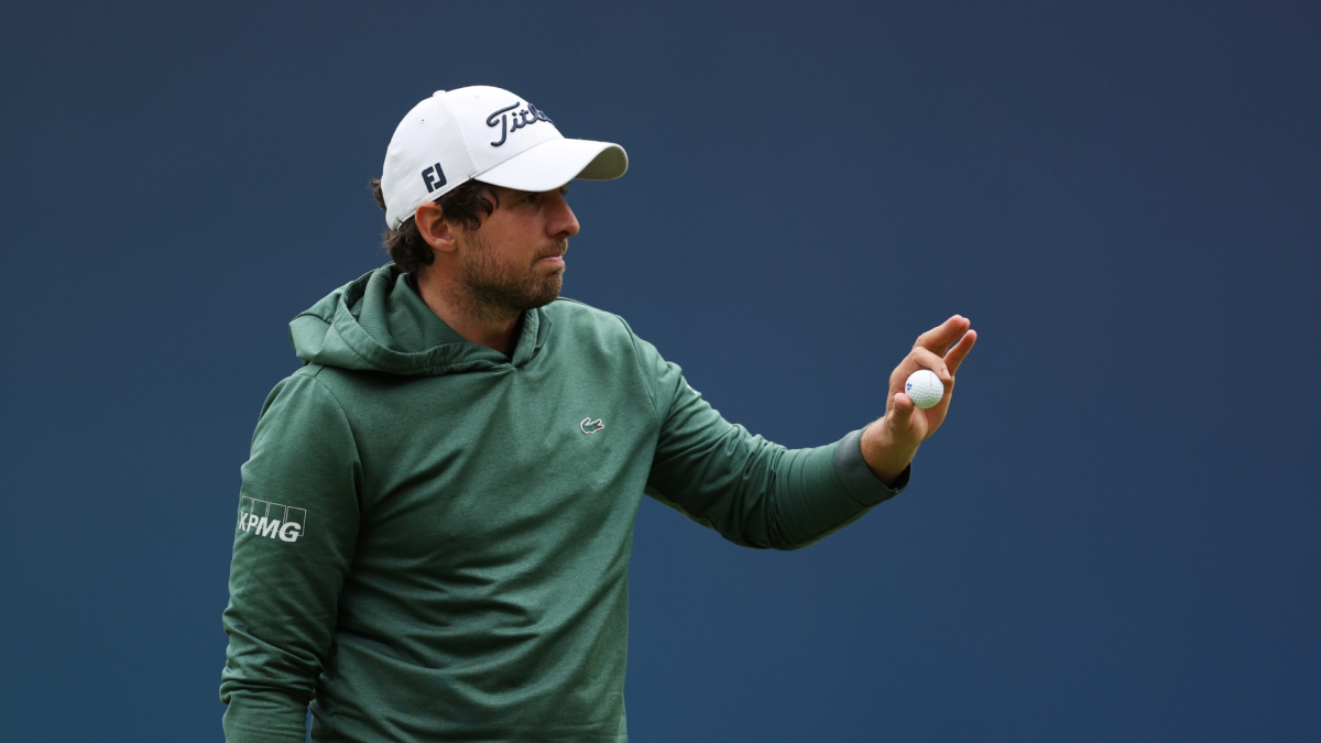 Manuel Elvira colidera el BMW PGA Championship con Alejandro del Rey a un golpe
