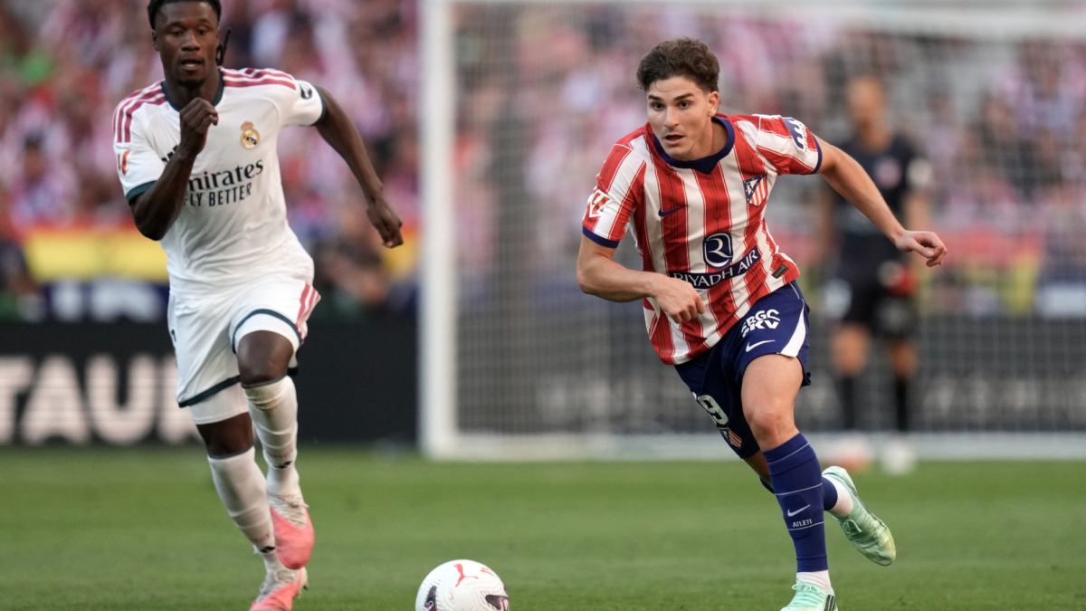  Julián se gana los aplausos después de los pitos 