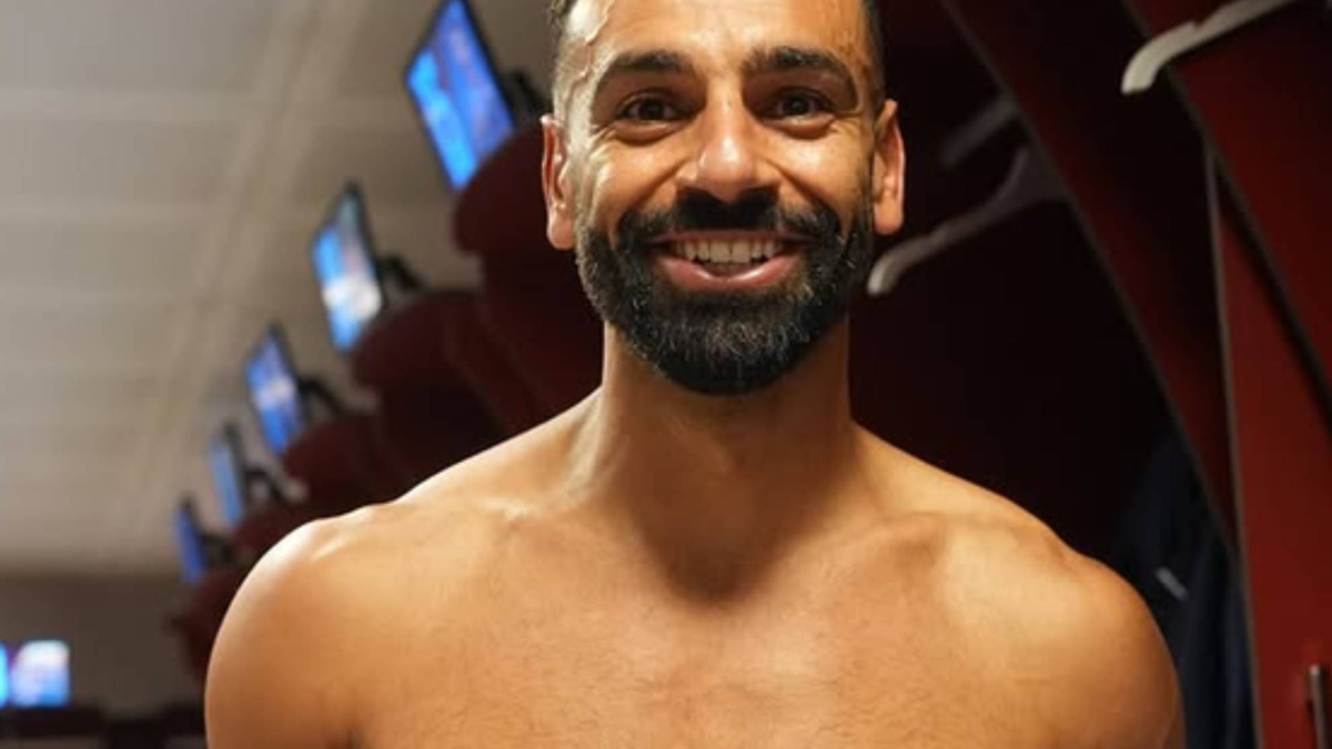  El rebelde Mo Salah: seis meses sin carnet de conducir por no identificar al conductor de su Rolls-Royce 