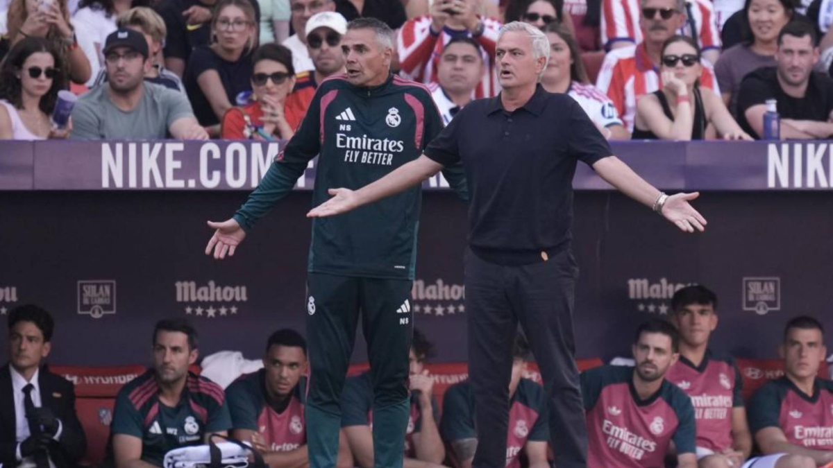  Mourinho, ¿cambio de plan?<br> 
