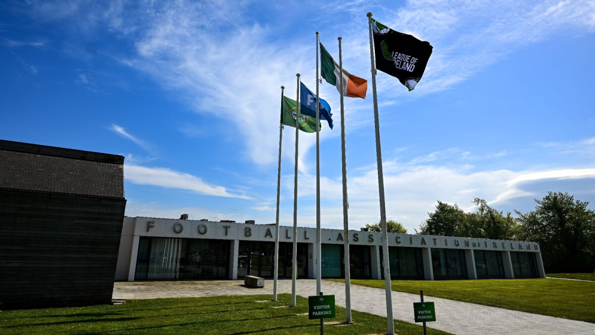  Deportistas irlandeses piden boicotear el partido contra Israel 