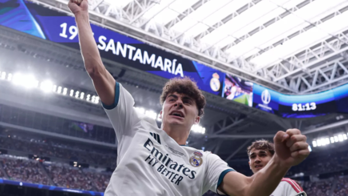 El nuevo 'Joselu' de La Fábrica se gana su primer ascenso