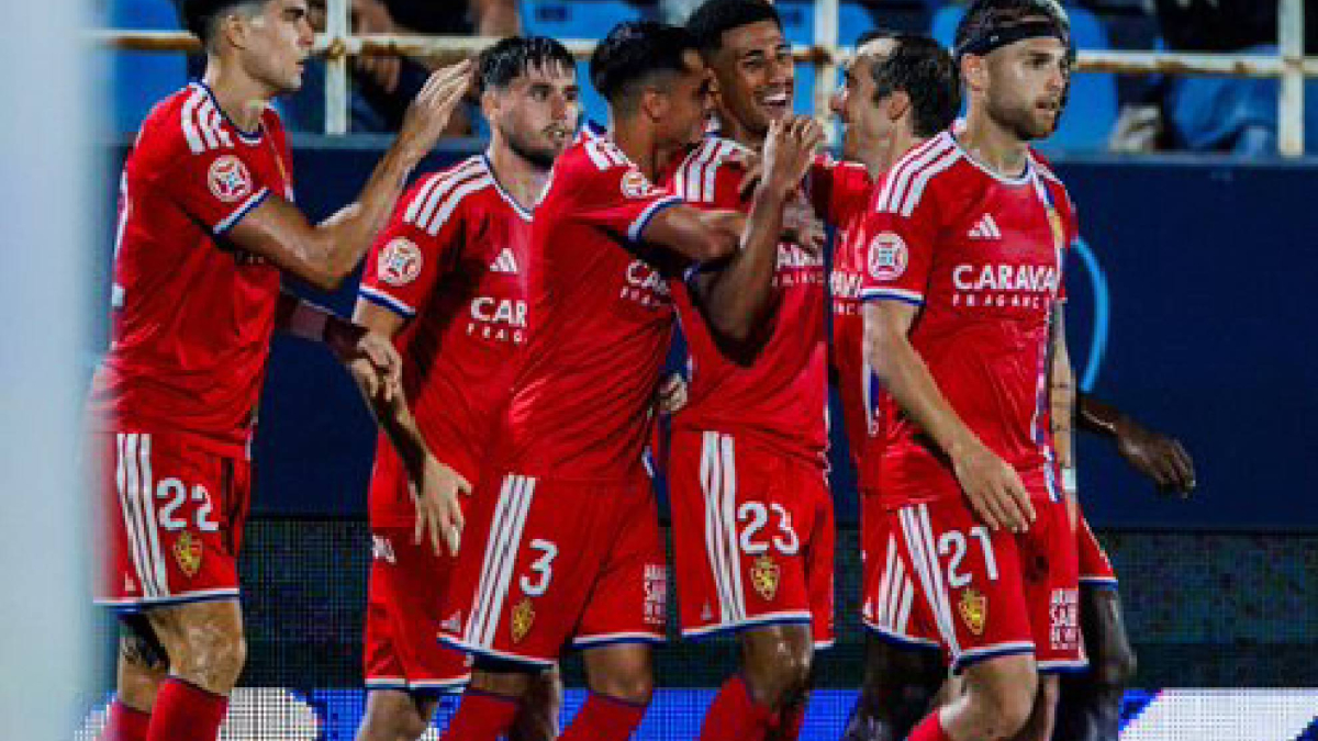 El Zaragoza se empacha de victorias en Ibiza gracias a Ureña