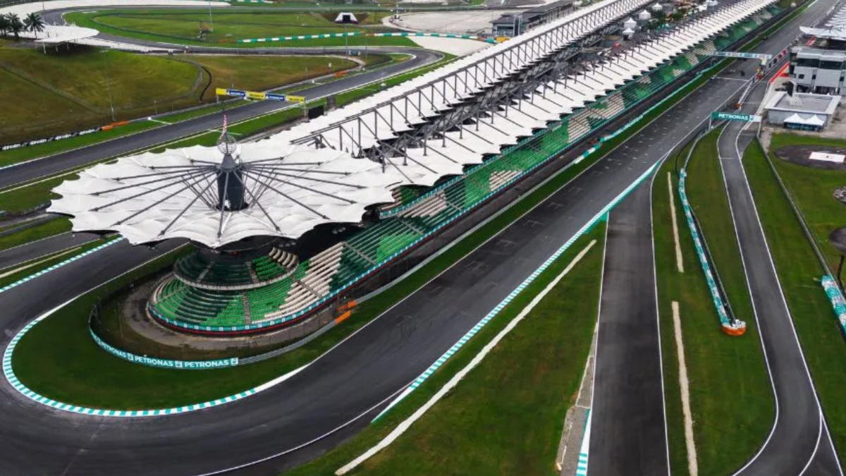 Horarios del GP de Bahréin de F1: fechas y dónde ver en TV la carrera de Sainz y Alonso en el Sepang International Circuit