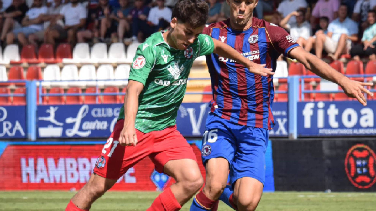 Iker Piedra frenó al Extremadura