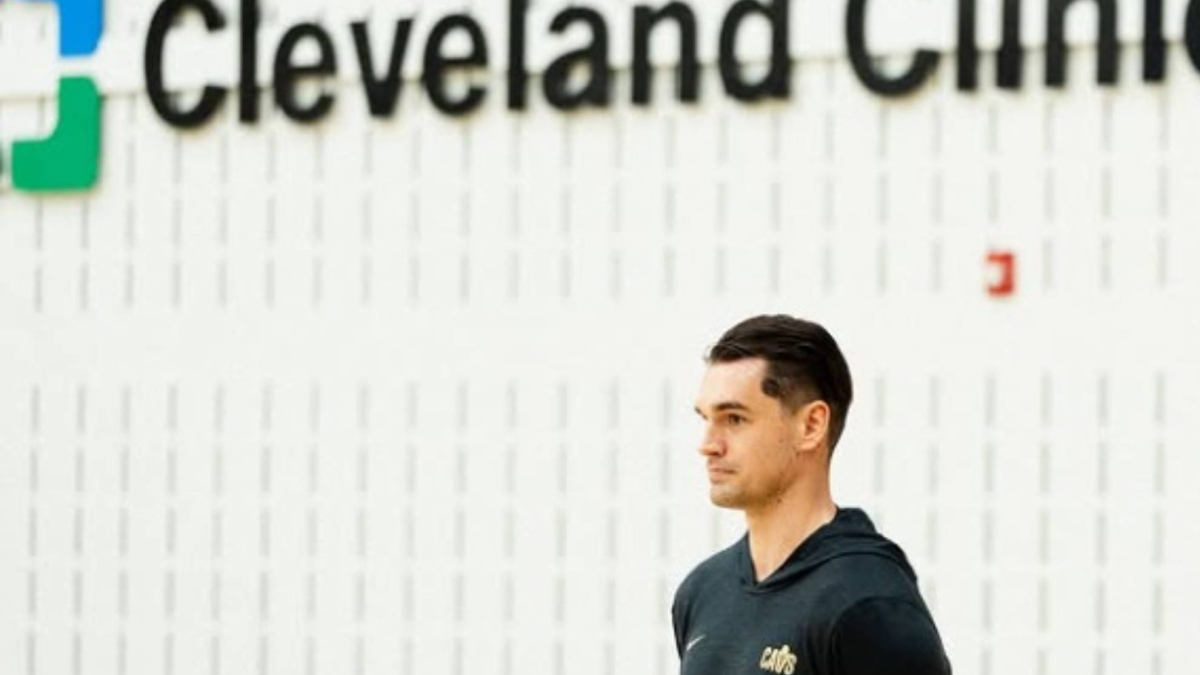Hezonja alucina a los Cavaliers: «Es como un jugador de fútbol americano… No le mueves»