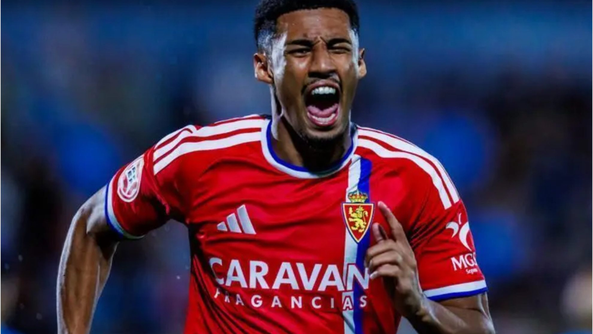 Ureña, de fichaje inesperado a estrella del Zaragoza