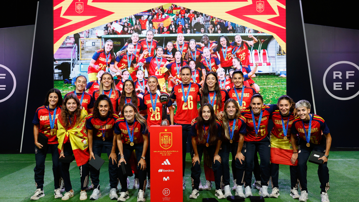 Campeonas del mundo con todos los honores