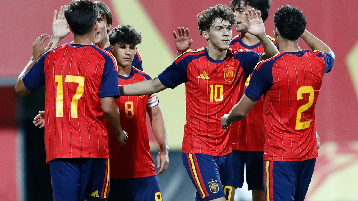 Thiago Pitarch y Morante ponen la rúbrica al homenaje a Ceuta