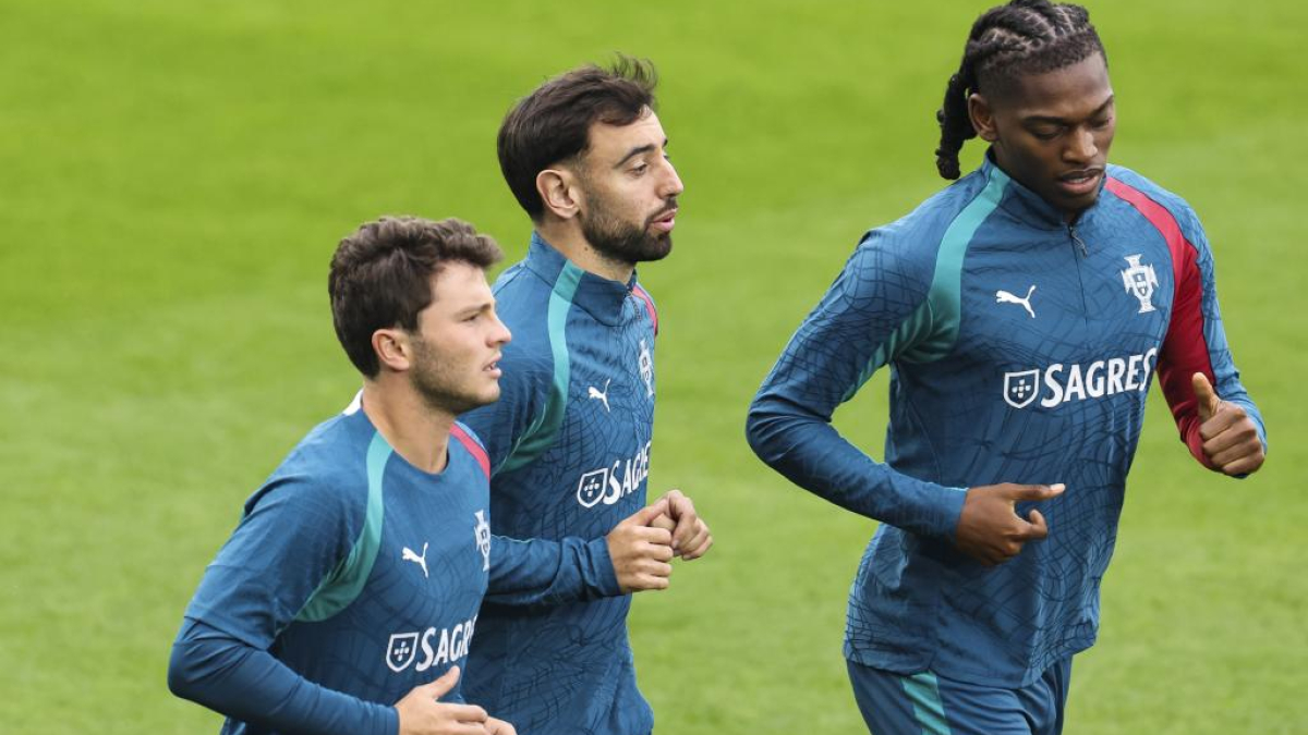 Rafael Leao hereda el mítico '7' de Cristiano Ronaldo