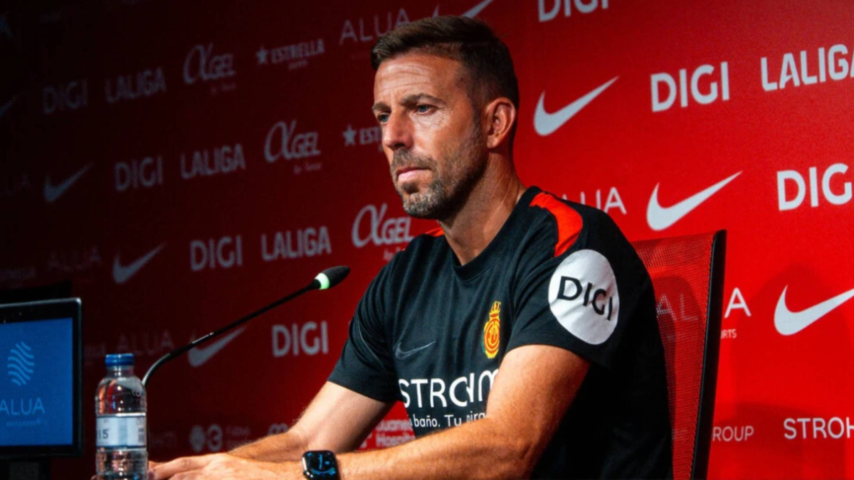 Luis García no descarta fichar un sustituto de Antoniu Roca
