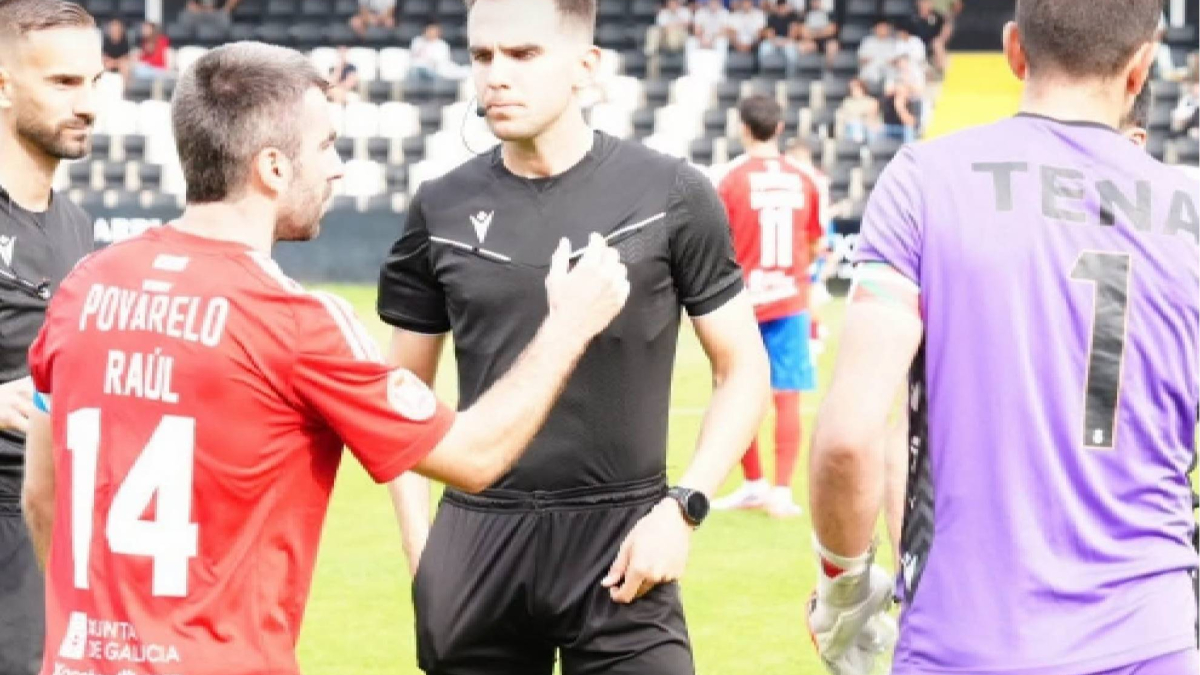 Enfado mayúsculo de la UD Ourense con la actuación arbitral