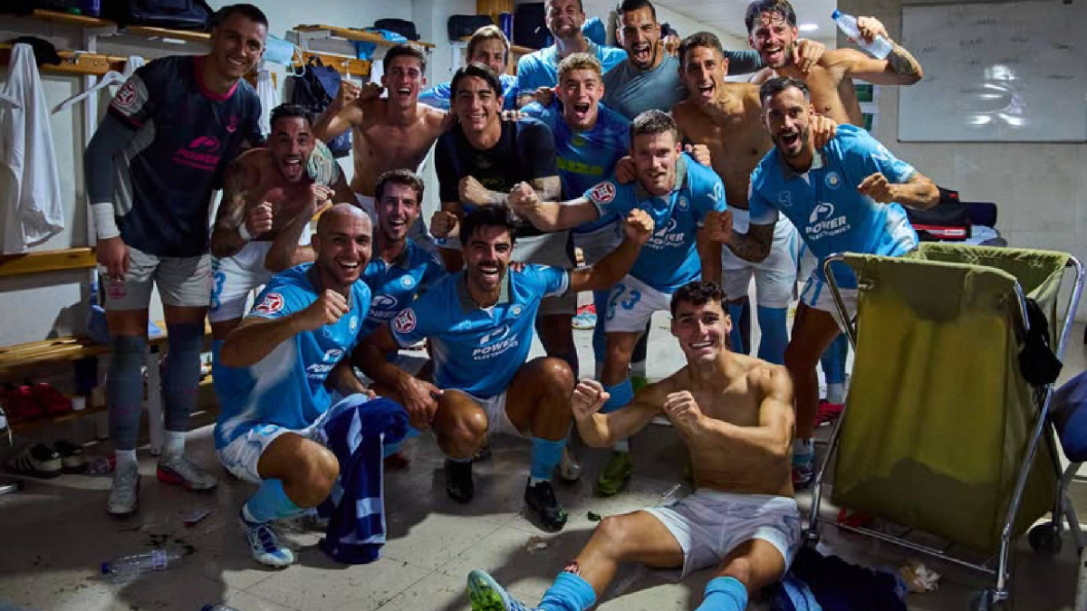 Un Ibiza en su mejor versión provoca la primera derrota del filial amarillo