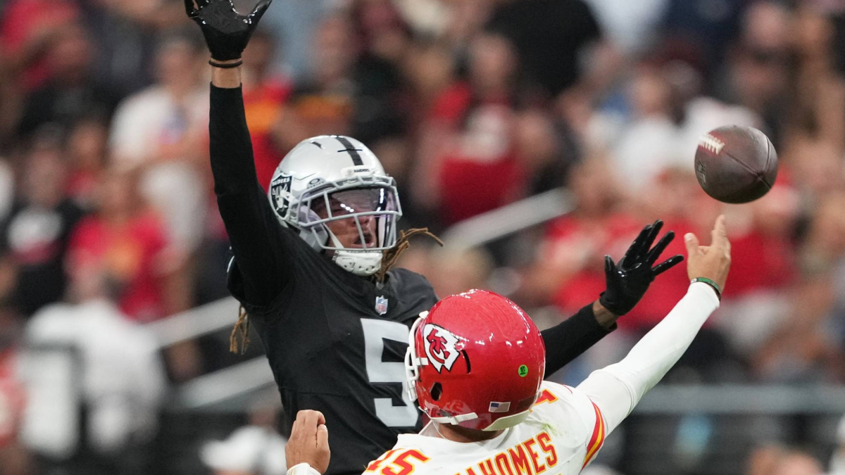 Kansas City Chiefs defeat Las Vegas Raiders in NFL week four