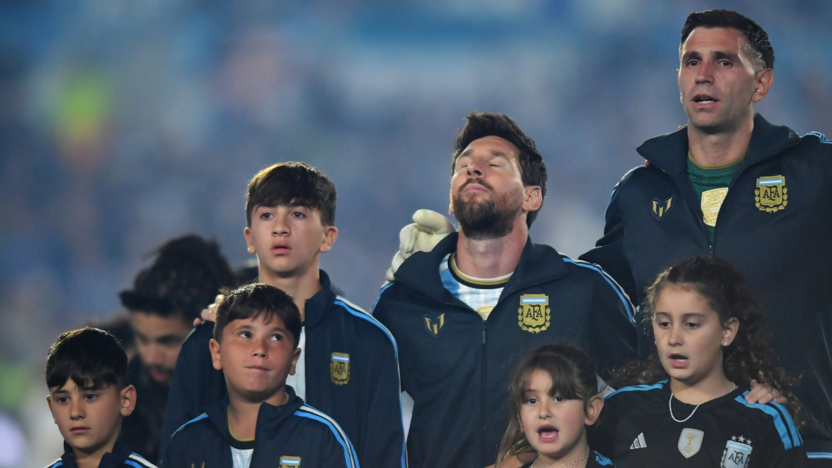 El himno de Argentina más especial con las lágrimas de Messi y Scaloni