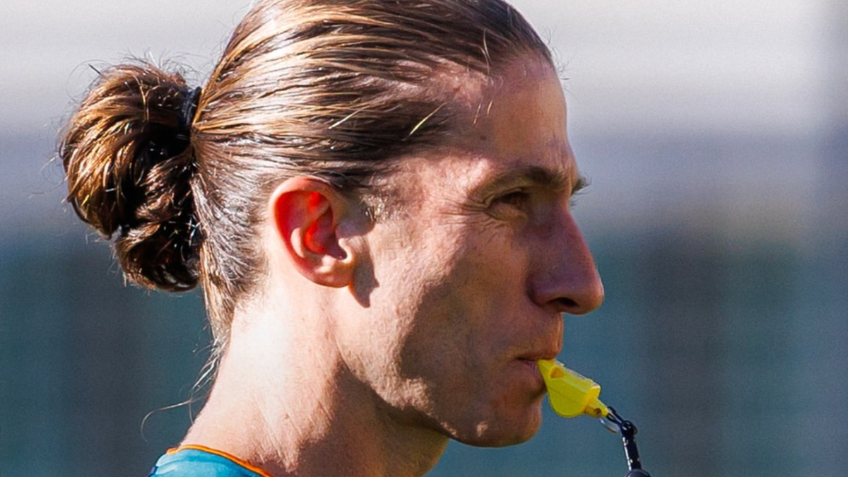 El 'invencible' Filipe Luís amenaza el trono del PSG: "Pronto será uno de los mejores entrenadores del mundo"