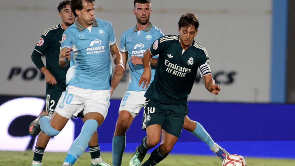 Mestre y Carvajal rescatan un punto muy sufrido para el Castilla