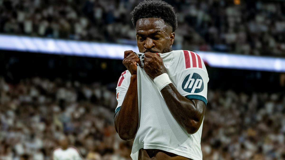Vinicius se disculpa: "Perdón a mi equipo y a la afición"