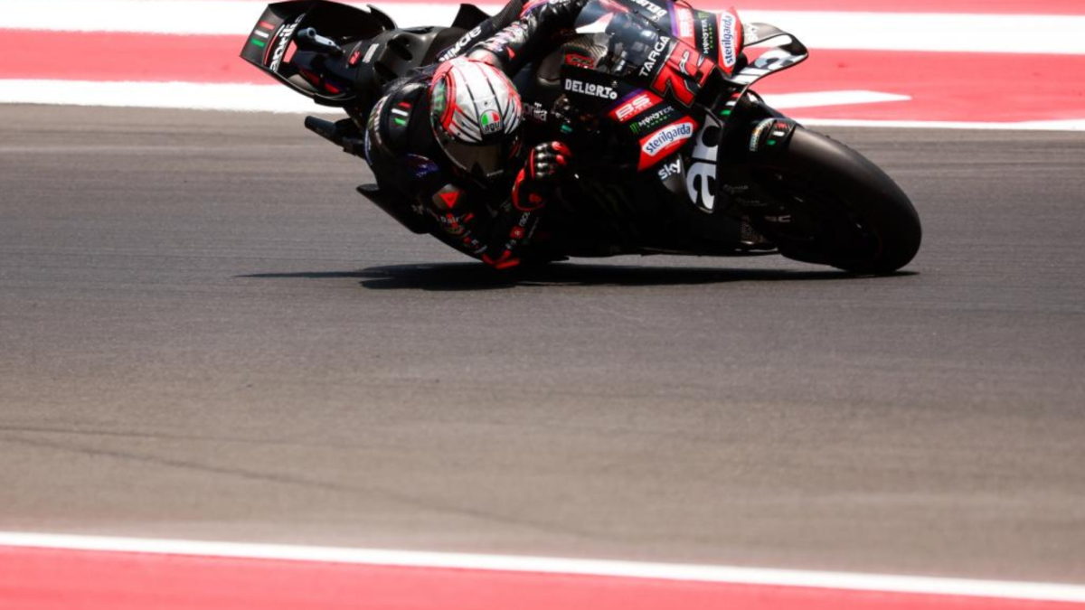 Bezzecchi gana GP de Indonesia; Martín recupera liderato