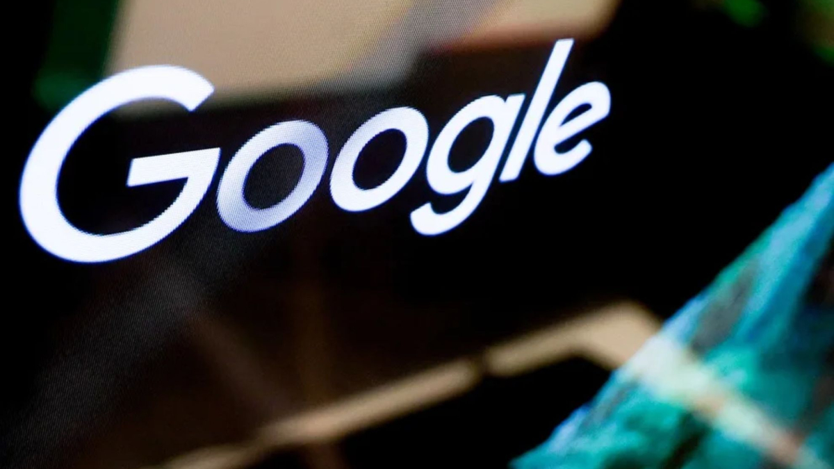 Eric Schmidt, ex CEO de Google, sobre la IA: "Con el tiempo, desarrollarán su propio lenguaje y no entenderemos lo que están haciendo