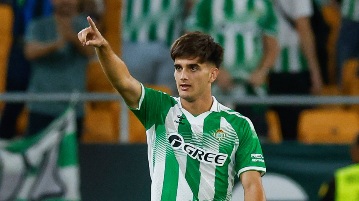 Gol de José Morante (5-2) en el Betis 5-2 Osasuna