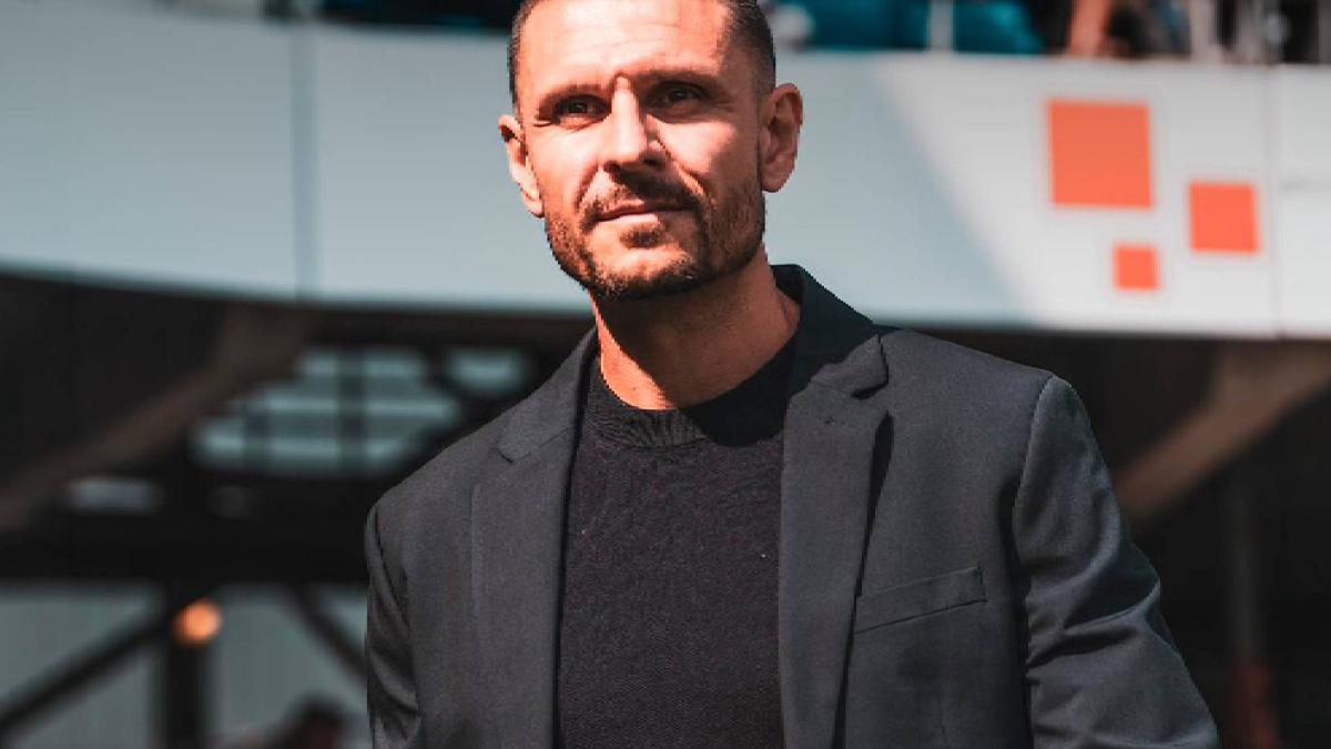 El Huesca fulmina a Jardiel y firma a Albert Rudé como entrenador