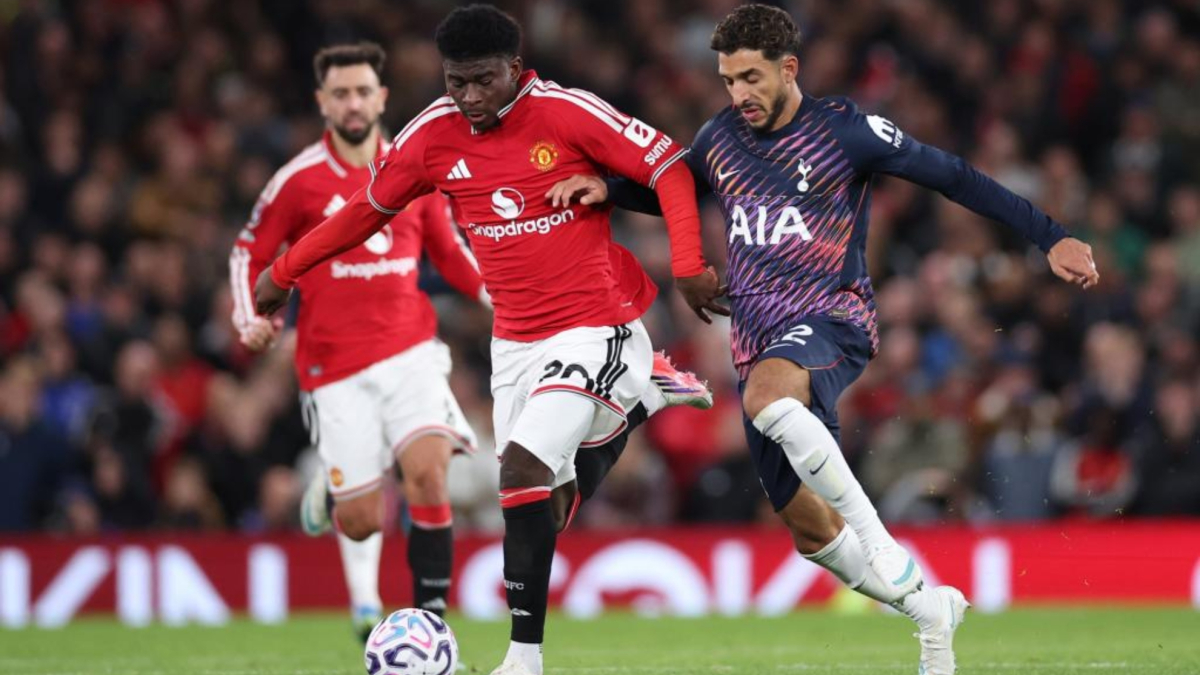 El cameo de Baleba ilusiona al United antes de viajar al Metropolitano: "Parecía Pogba y Casemiro en uno"