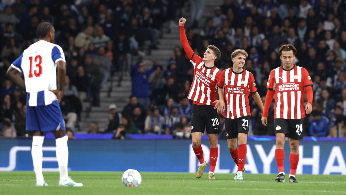 El PSV sale a flote... y hunde al Oporto 