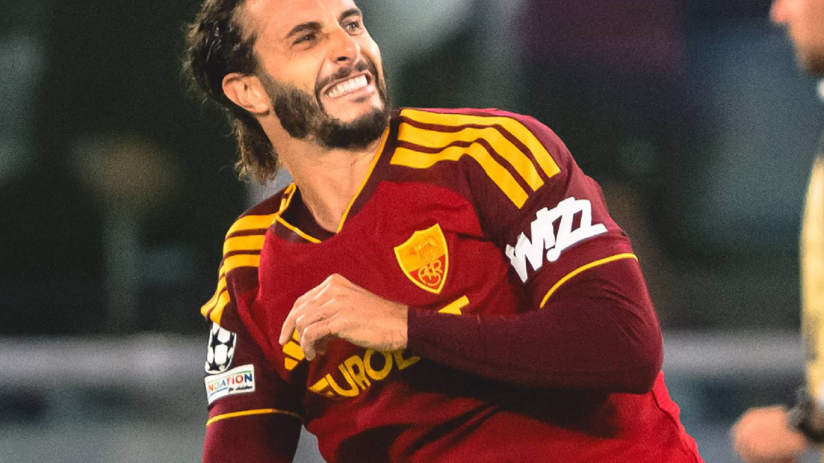  La Roma se divierte con goles de Hermoso y Nahuel Molina 