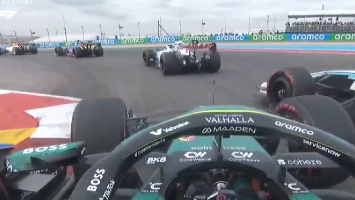 Alonso y sus dos pullas a Williams: "El nivel de los pilotos de atrás es muy bajo..."