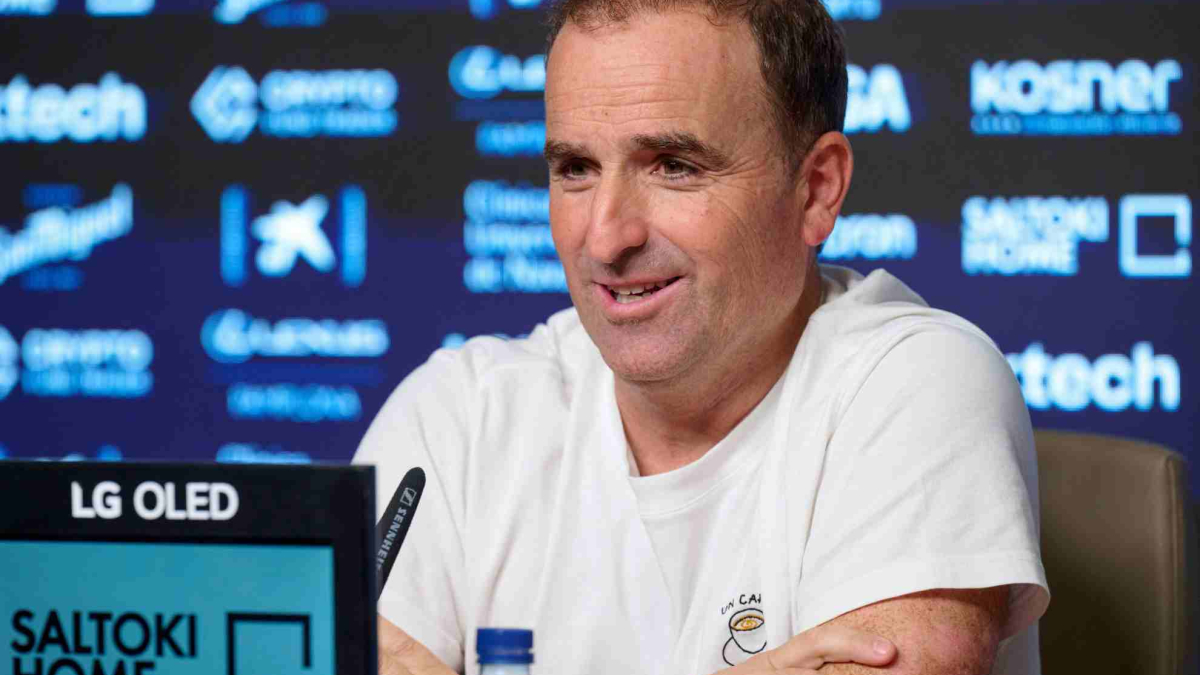 Arrasate: "El Sevilla ahora mismo es mejor que nosotros"