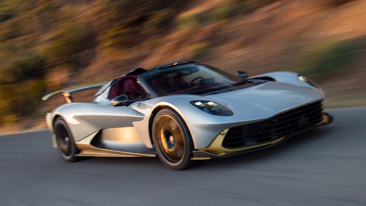 Aston Martin lleva la tecnología de la F1 al descapotable más veloz de su historia: 1.079 CV y 350 km/h
