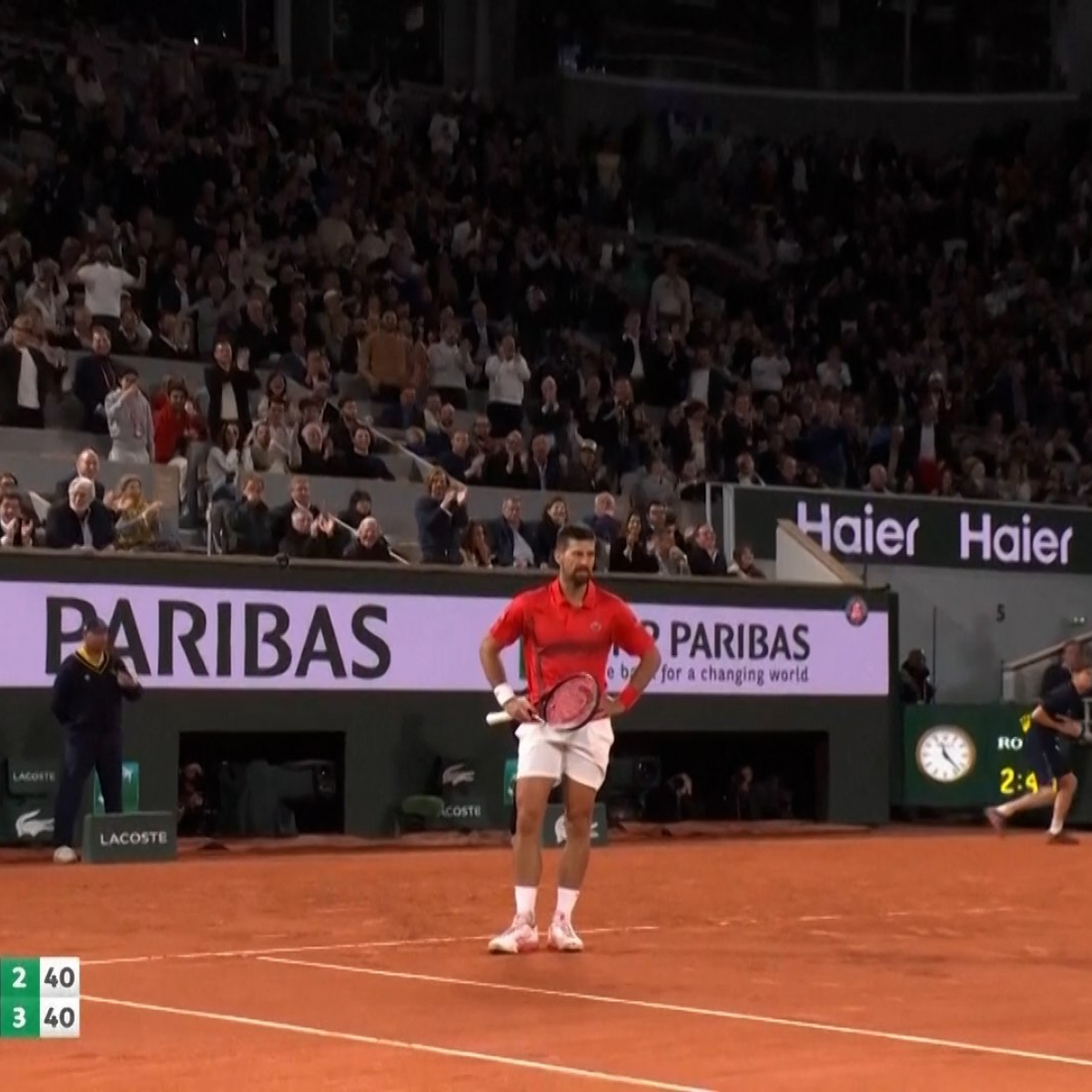 Djokovic es eterno: remonta a Zverev y se clasifica para su