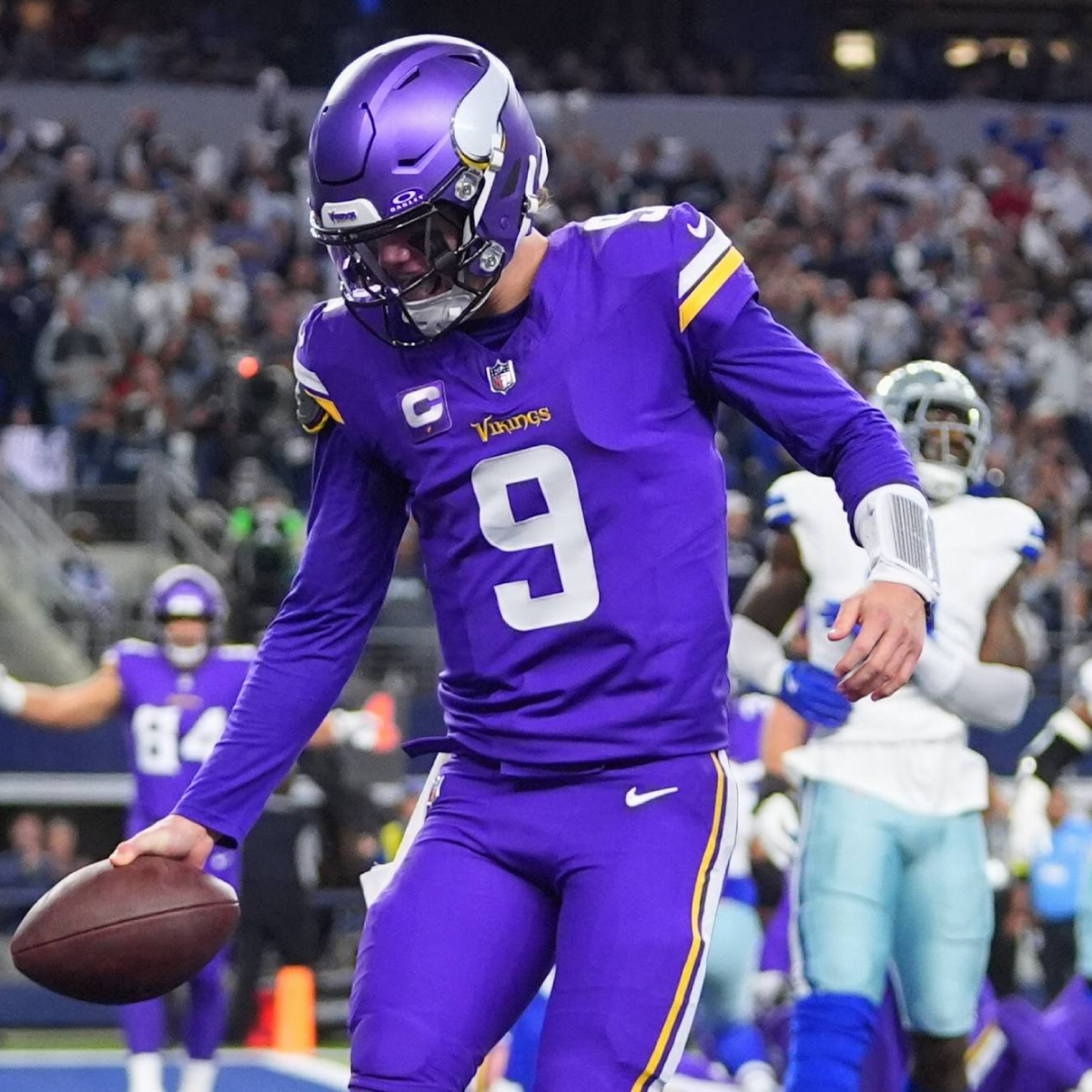 Los Vikings derrotan a los Cowboys y los alejan de los playoffs de