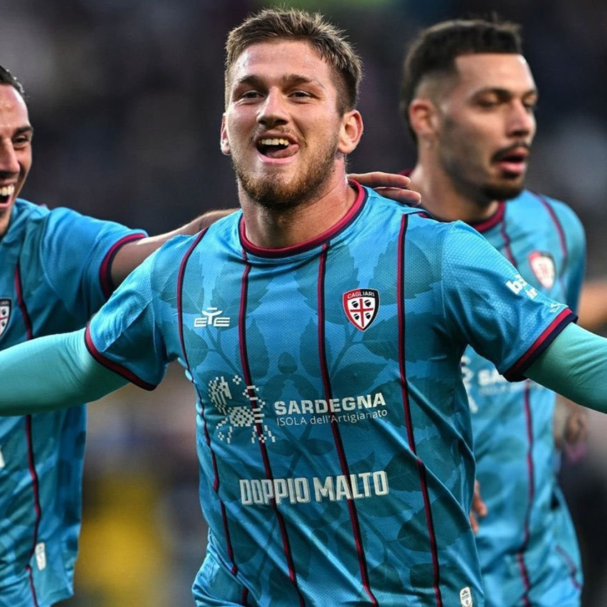 Matteo Gabbia | Cagliari Calcio - AC Milan | MatchWornShirt, image size:1200x1200