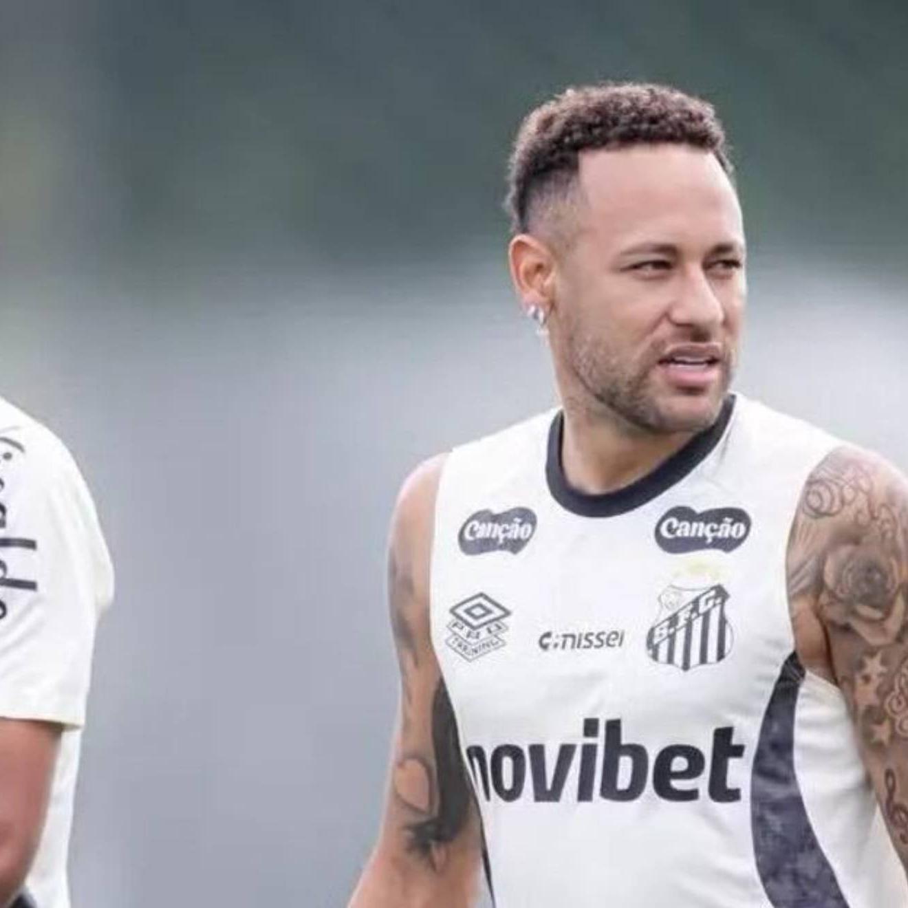 Robinho Jr. y Neymar, en un entrenamiento con Santos