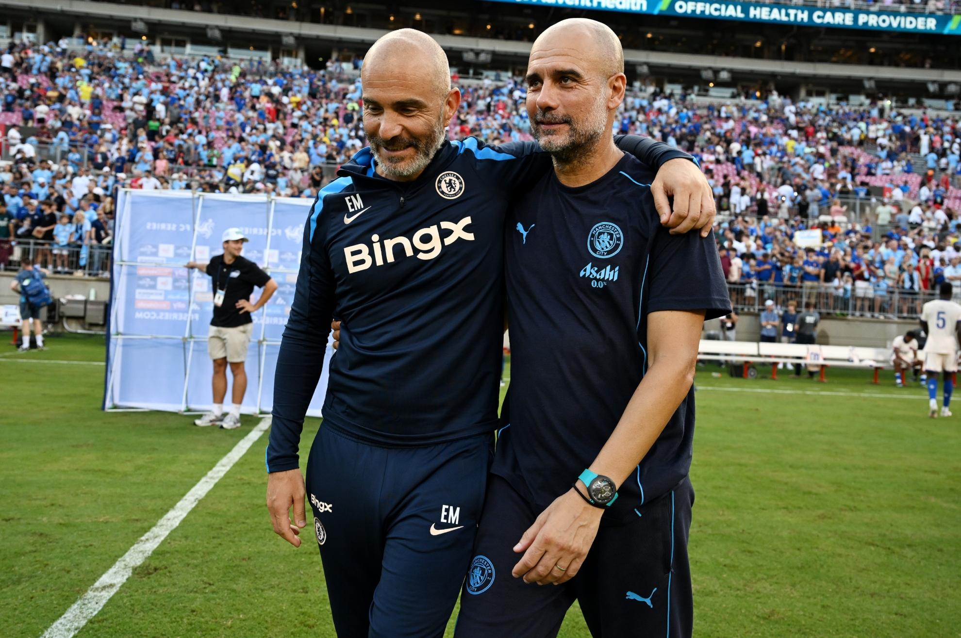 Enzo Maresca y Pep Guardiola cuando el italiano entrenaba al Chelsea.